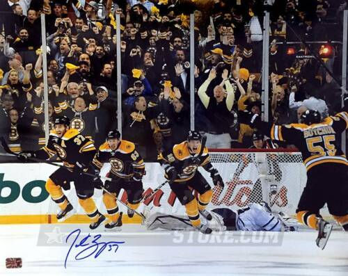 Patrice Bergeron Boston Bruins Signed Autographed Comeback Celebration 8x10