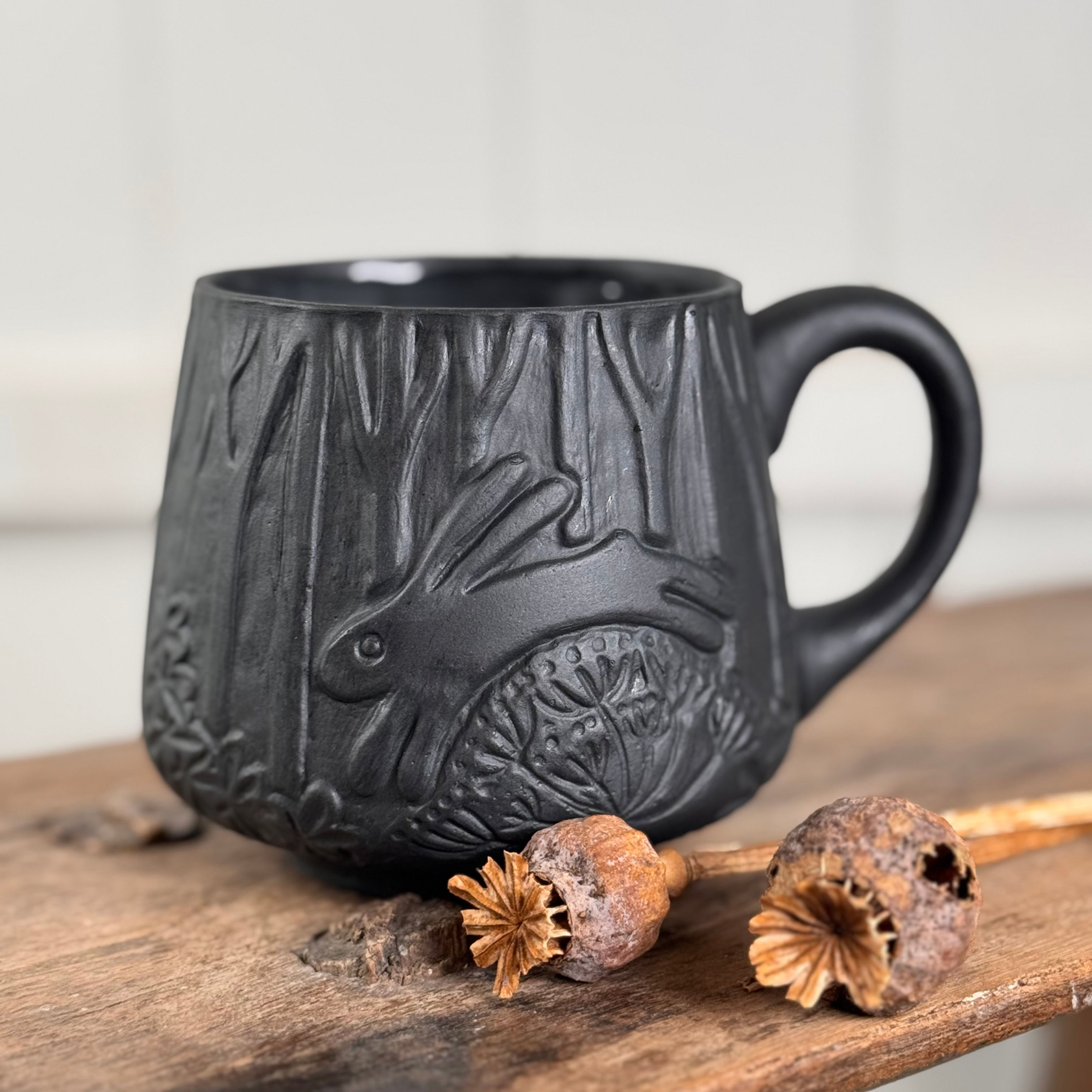 Black Porcelain Hare Mug