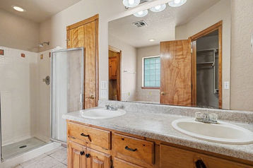 Homes and land in Blanchard OK for sale 
