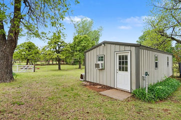 Homes and land for sale - Blanchard OK