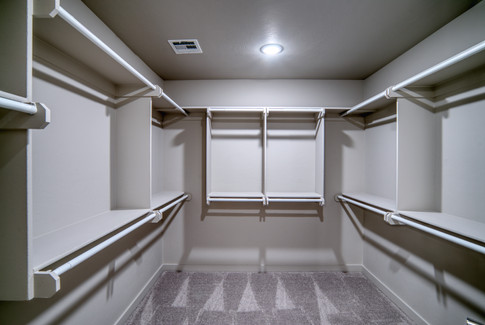 Closet.jpeg