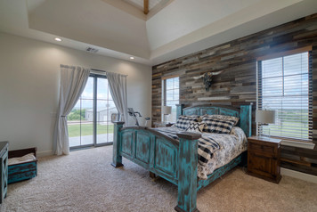 Bedroom Suite to Patio.jpeg