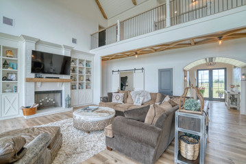 Luxury home for sale in Lindsay, Ok