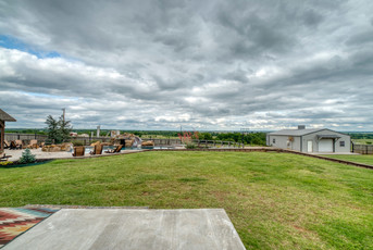 Home for sale in Lindsay, OK with shop and pool