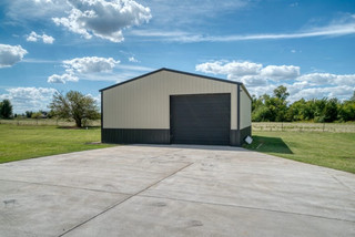 Home and shop for sale in Yukon, Ok