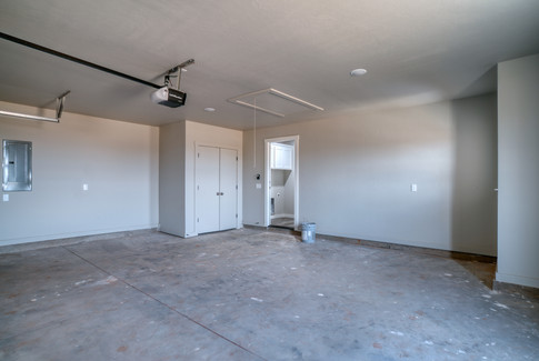 Garage.jpeg
