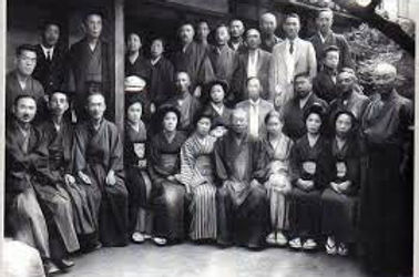 Group of Usui Reiki students in Sydney participating in a hands-on training session, learning traditional healing techniques 