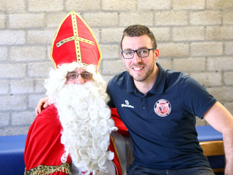 Saint Nicolas Seniors