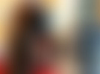 women on a phone at a business