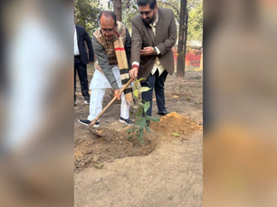 Sahil Luthra joins tree plantation drive at Shivraj Singh Chouhan’s residence, echoes shared vision of sustainability