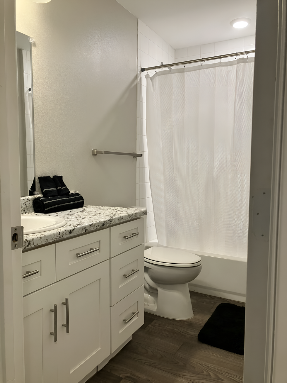 Furnished Unit (20)