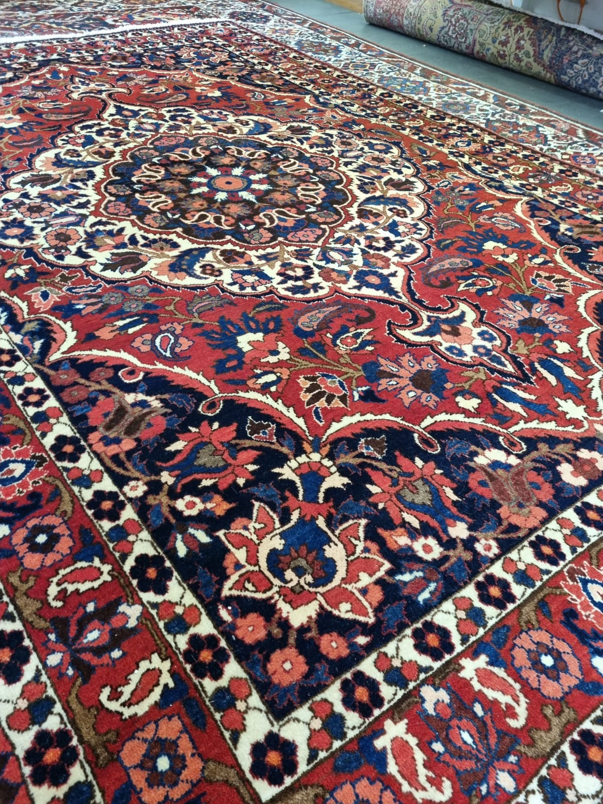 #VENDIDA#Sorprendente Alfombra Persa Iraní 2.05 x 3.10 cm