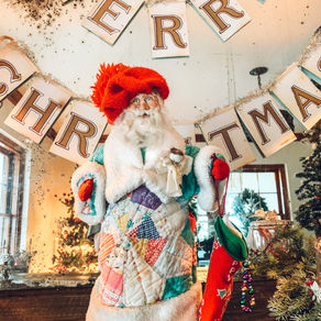 Vintage Santa Dining Room 