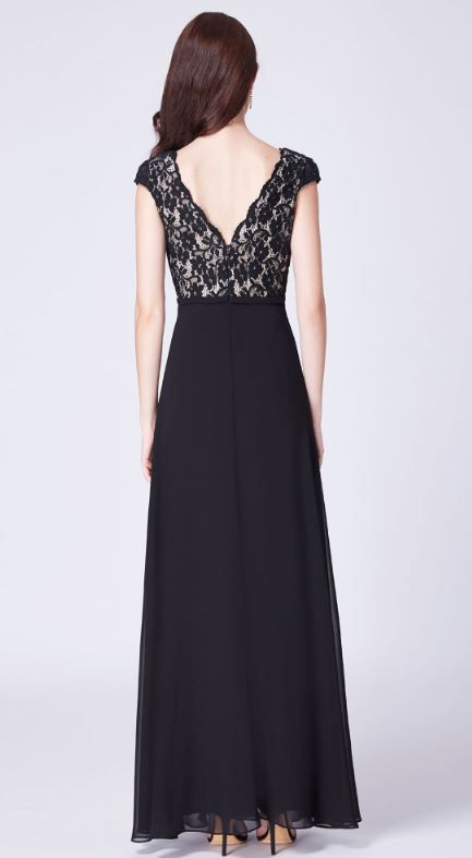 Miniatura: Čierne spoločenské šaty 7344