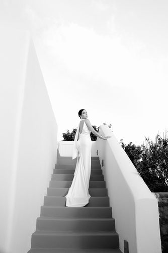 Elegant Timeless Bridal Editorial Santorini