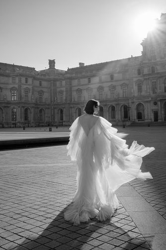 KAVIAR GAUCHE Timeless Elegant Bridal Portrait Paris