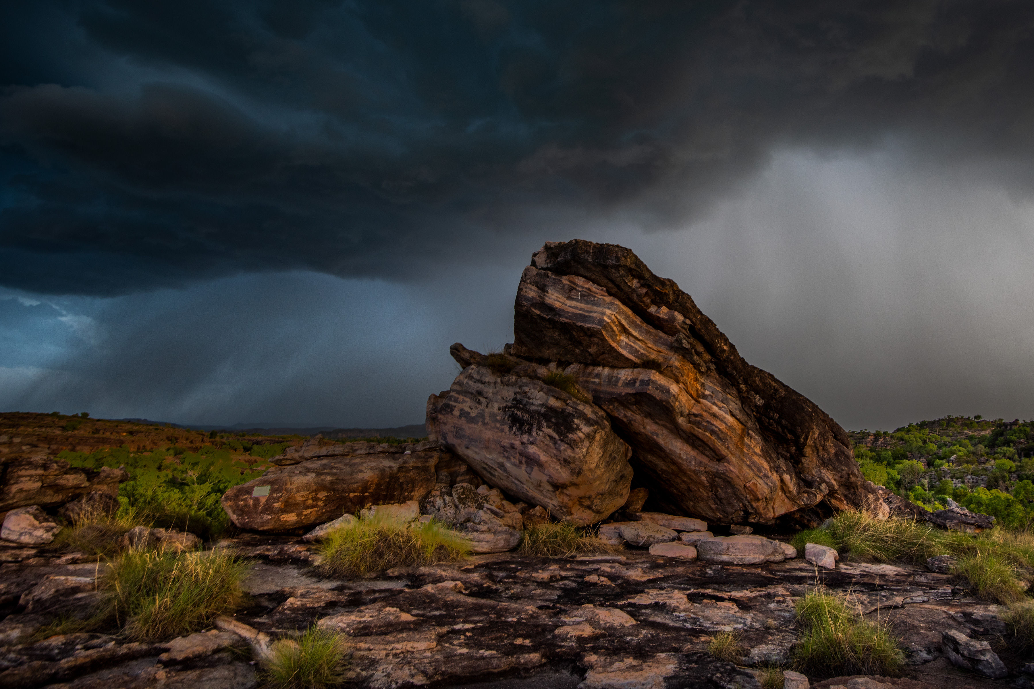 Kakadu Wet, Ubirr Lookout  (Rectangle Images 3 x 2 Ratio)