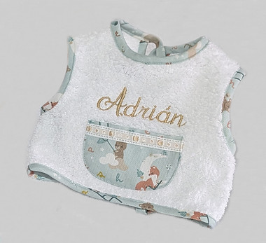 Adrian top babero.jpg