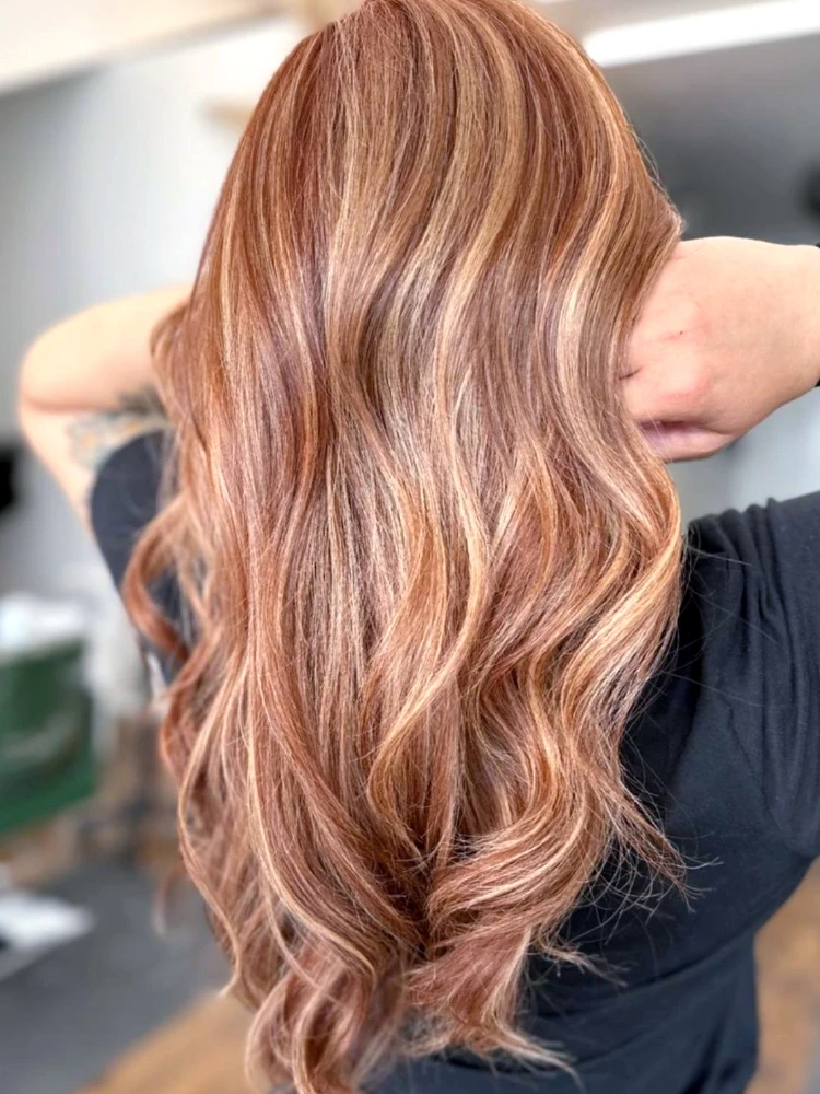 DH Solutions hair stylist website template - woman with balayage highlights
