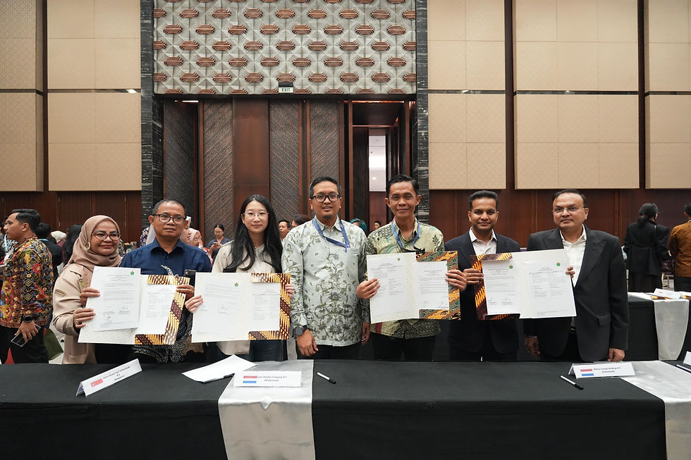 Representatives of Glentech Group and PT Perkebunan Nusantara IV (PTPN IV PalmCo) during their strategic engagement at Trade Expo Indonesia 2026 in Jakarta.