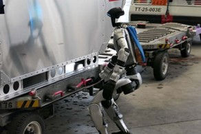 ROBOTS 88 3.jpg