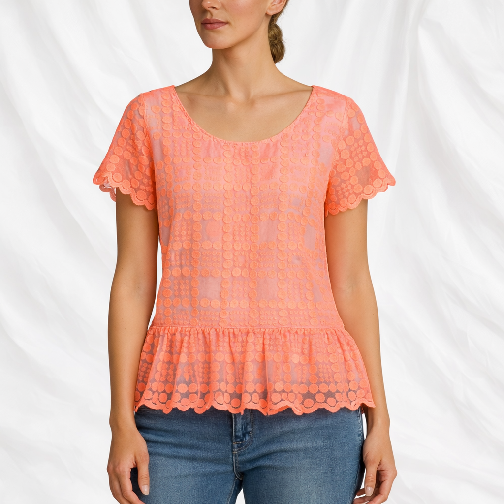 Blusa Coral con Encaje Texturizado – Estilo Femenino modelo Peplum Talla S
