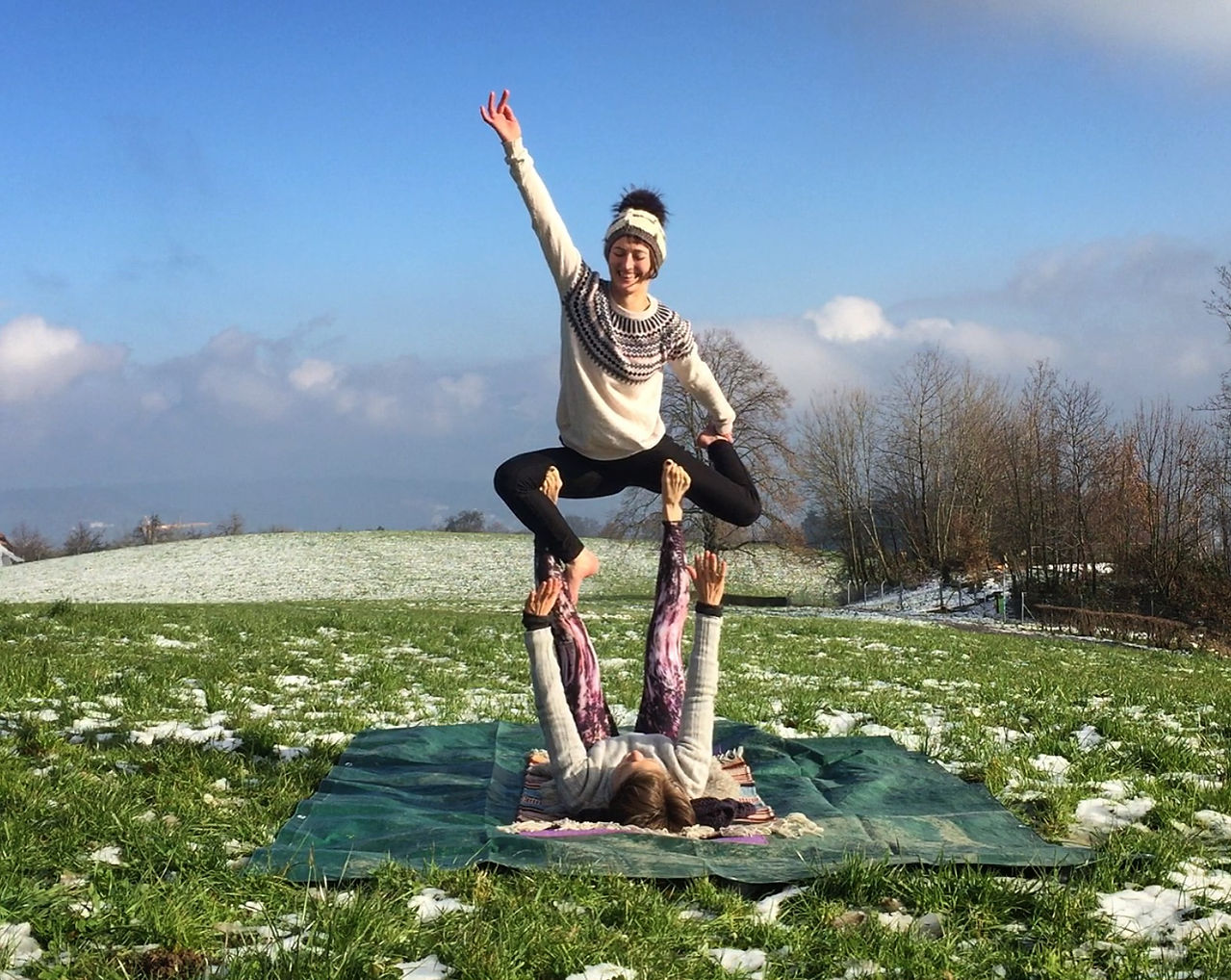 Acro-Yoga auf dem Sonnenberg, Kriens / Schweiz