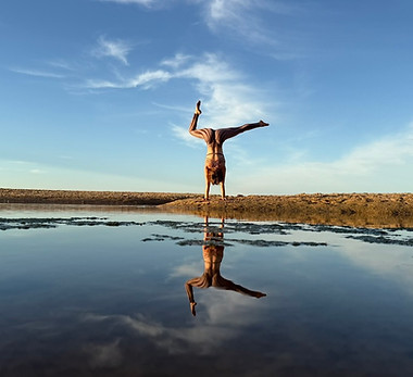 Handstand in Sicily