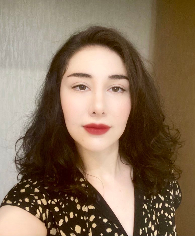 Featured user @dianakh on ShopLook.io