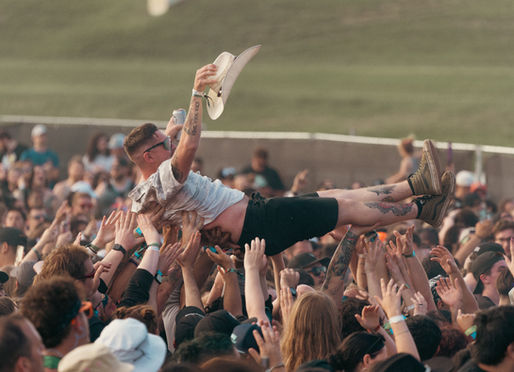 Underoath, Mayday Parade, Boys Like Girls and So Much More: A Recap of So What?! Festival Day 1 