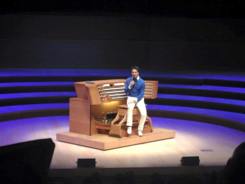 LosAngeles_DisneyHall_1