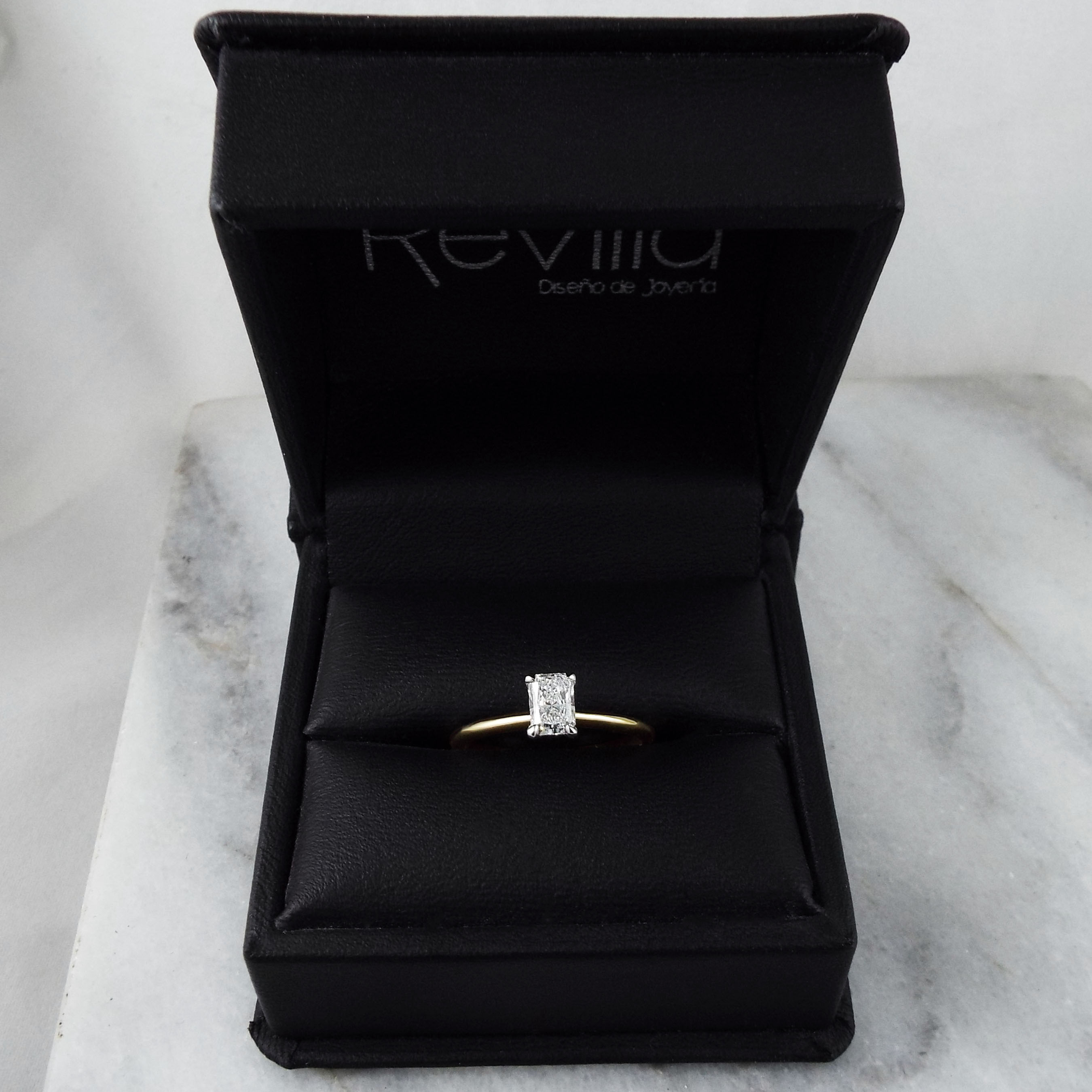 Anillo AC-41