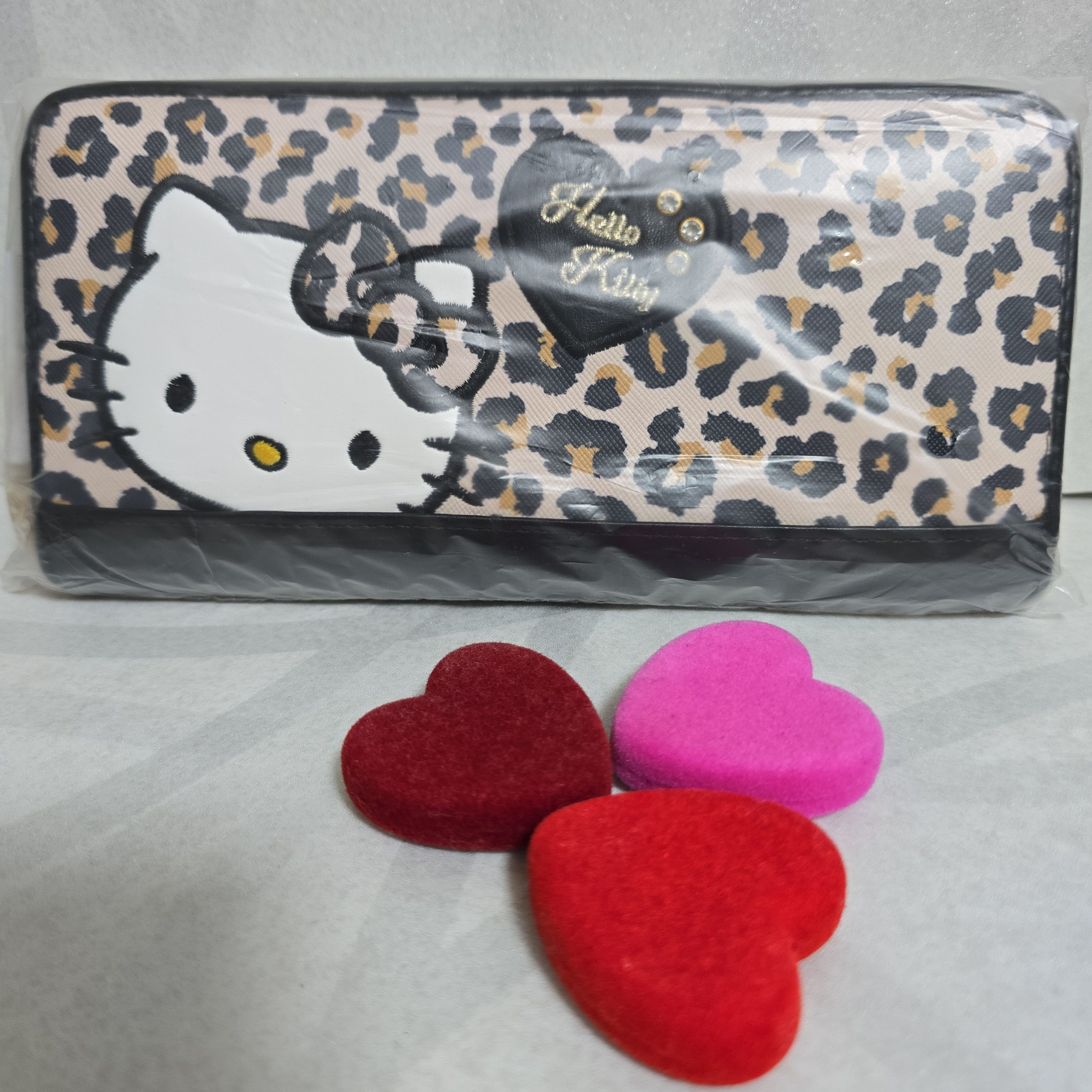 ハローキティ ラウンド束入れ 長財布