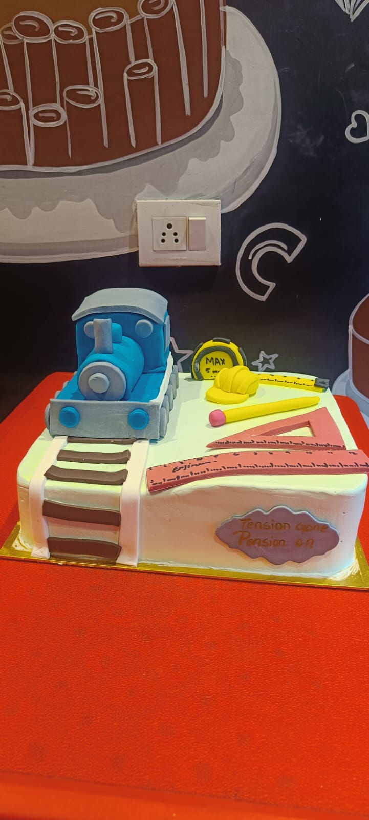 Theme Cake Pension