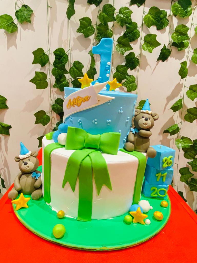 Bear Theme Cake