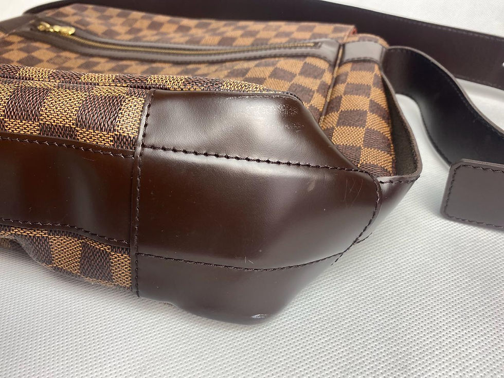 Miniatura: Bolsa Louis Vuitton Bastille Messenger