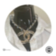 Colar Chanel, confeccionado em perola de resina transparente