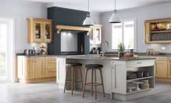 classic-traditional-country-wakefield-light-oak-painted-stone-kitchen-hero-B