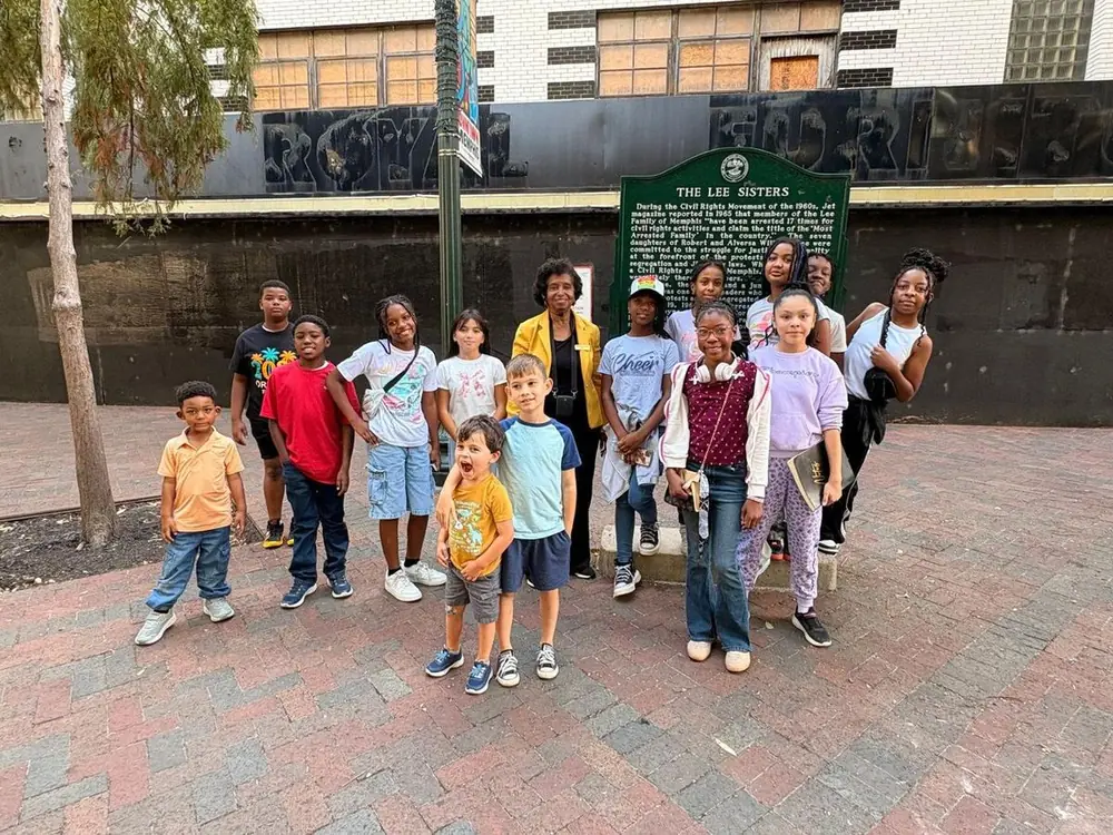 Students on a Memphis history field trip