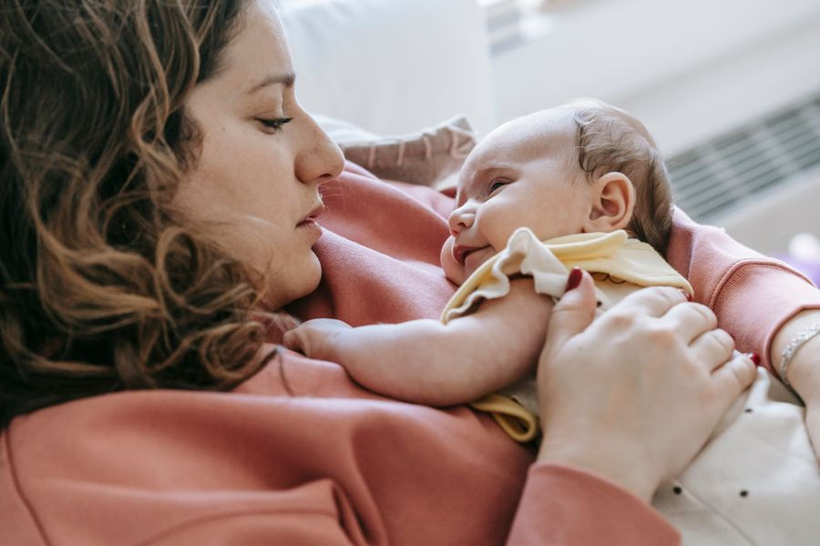6 week old baby | The Peaceful Sleeper