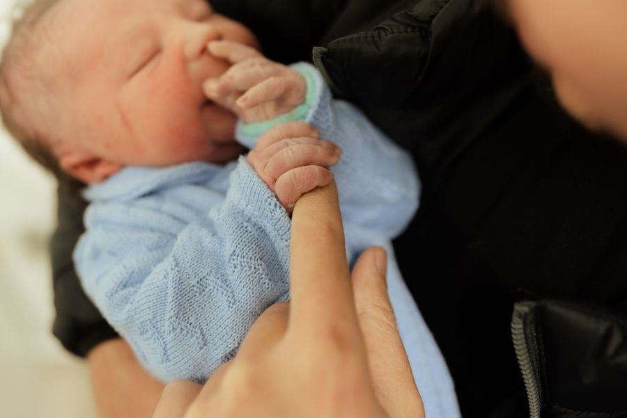 Newborn sleep cycles | The Peaceful Sleeper
