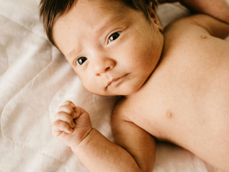 How to wake a newborn