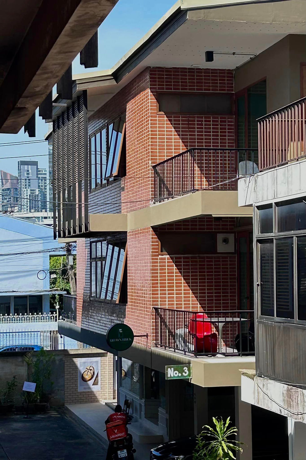 For Rent Brown brick thong