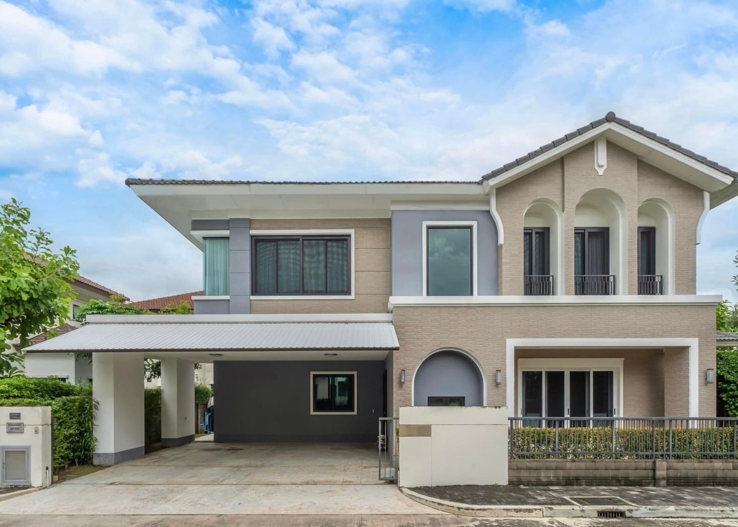 For Sale บ้านเดี่ยวแปลงมุม หลังใหญ่สุดในโครงการ ใกล้เซ็นทรัลเฟส