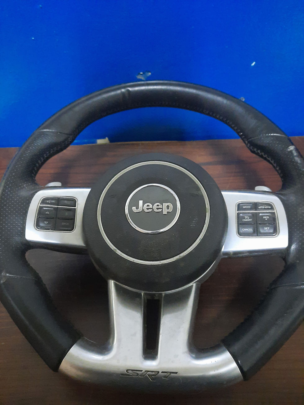 Thumbnail: Jeep Srt Steering Wheel and airbag