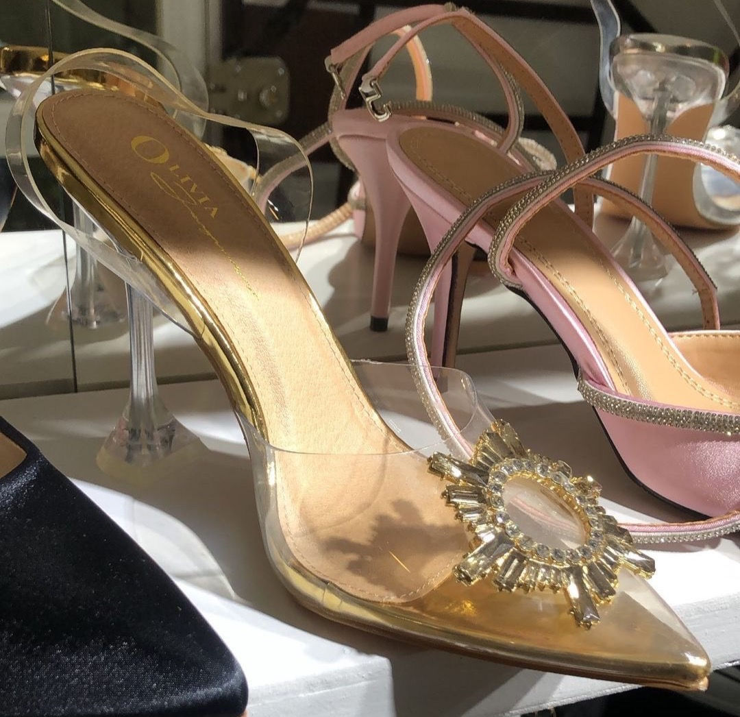 STILETTO TRANSPARENTE DORADO