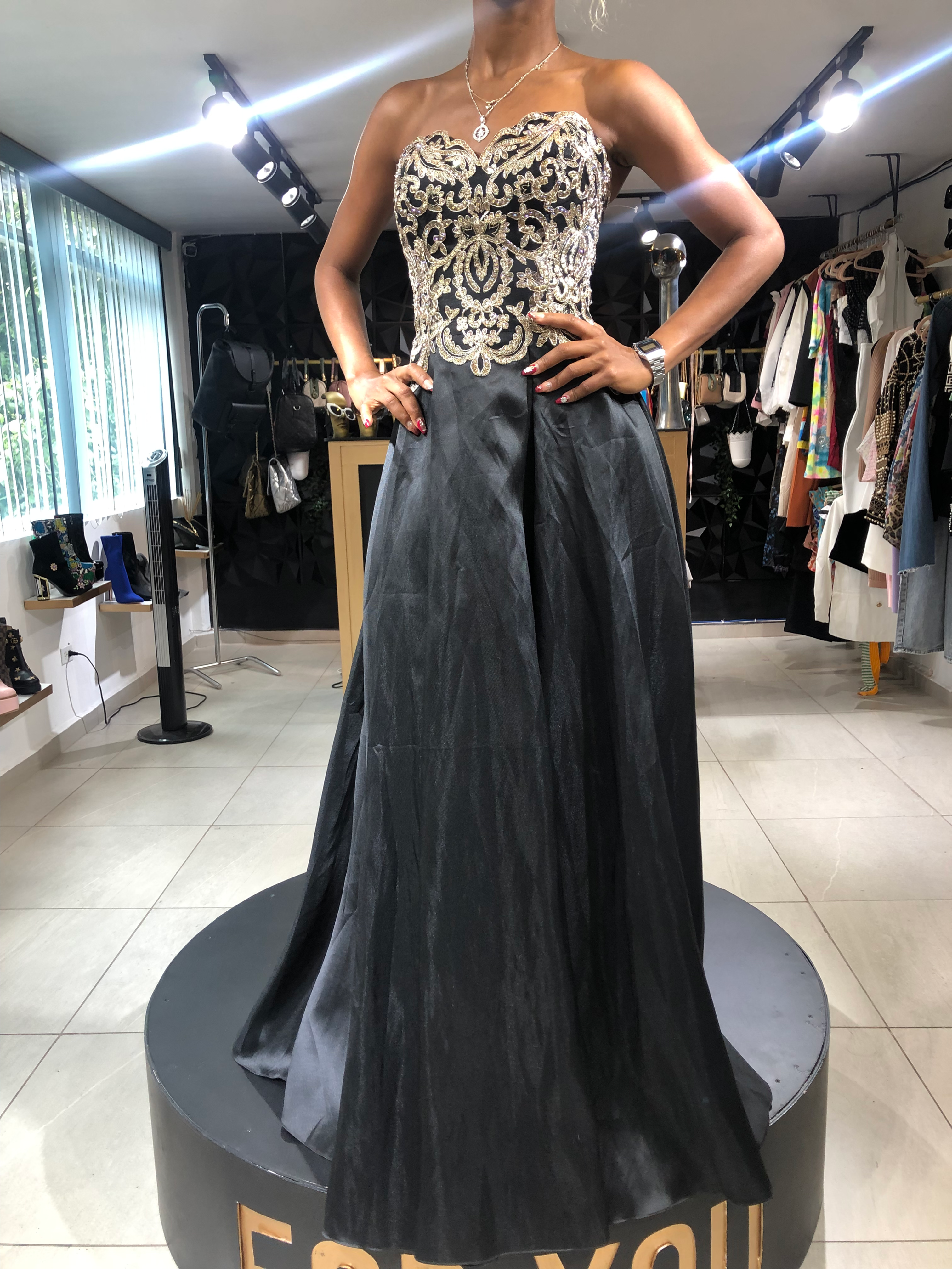 VESTIDO DE NOCHE
