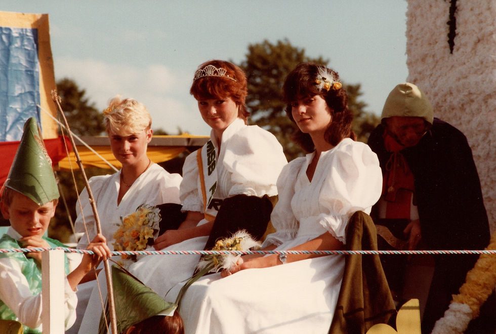 IMAGE 8 Who were the carnival Queens?