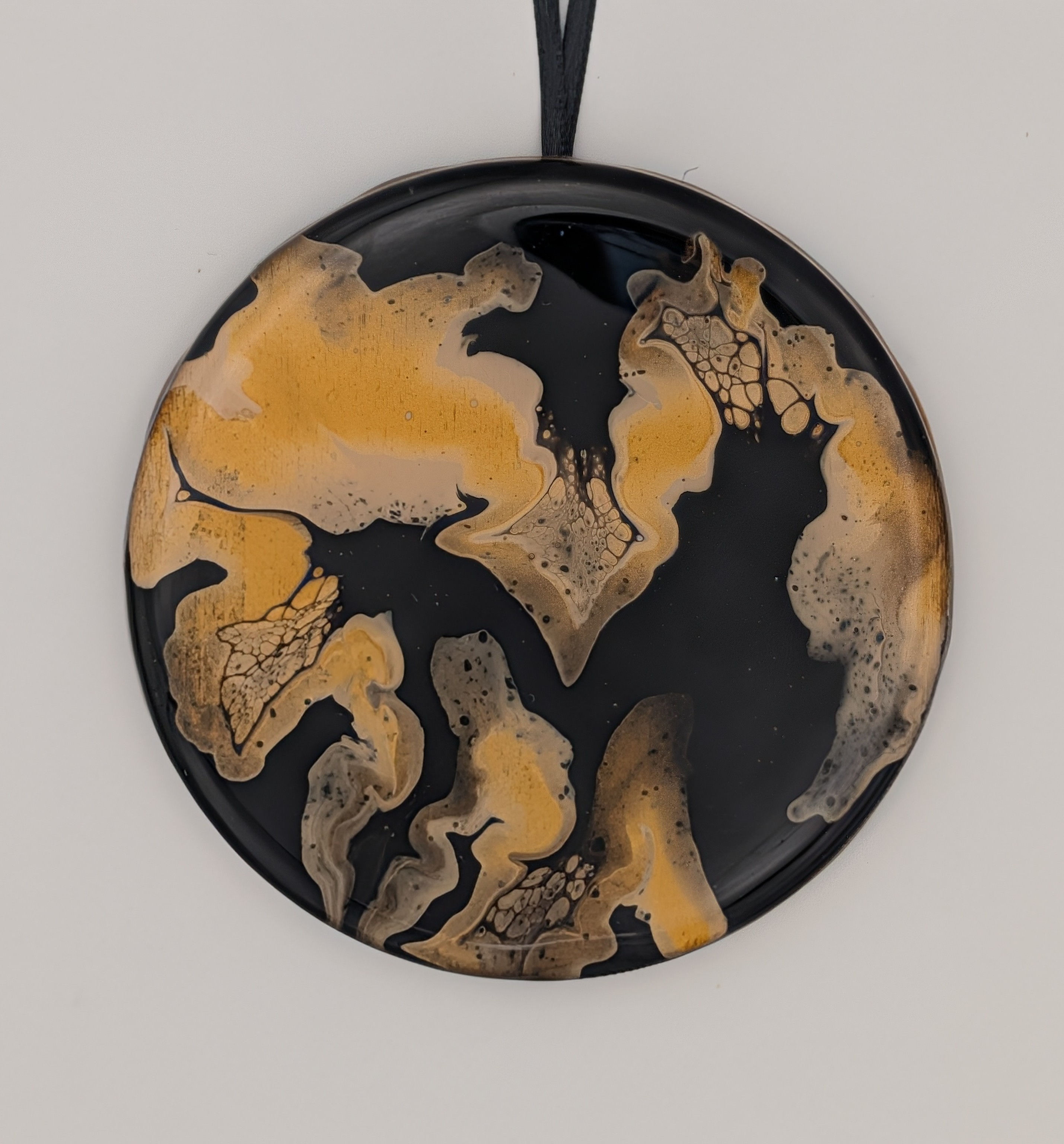 Black & Gold Ornament