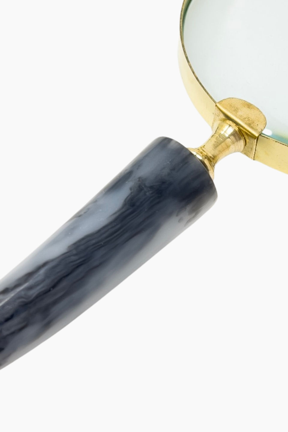 Miniaturbild: Dekorative Leselupe mit goldfarbenem Rahmen und blau-grauen Harzgriff, 22x10 cm